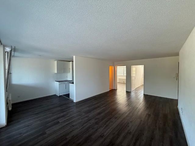 3.5 Zimmer, 80 m², 1. Stock