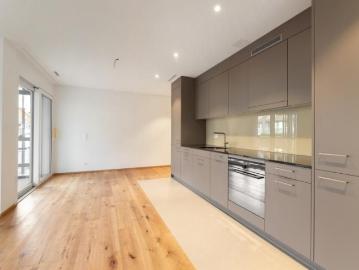 3.5 Zimmer, 80 m², 1. Stock