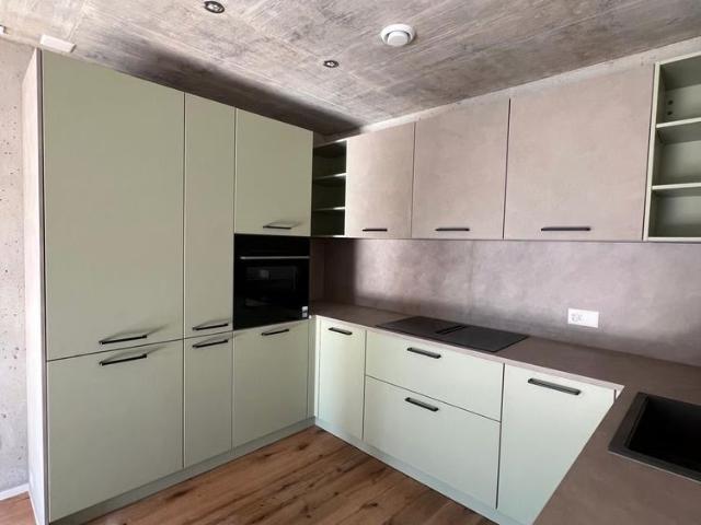 3.5 Zimmer, 80 m², 1. Stock