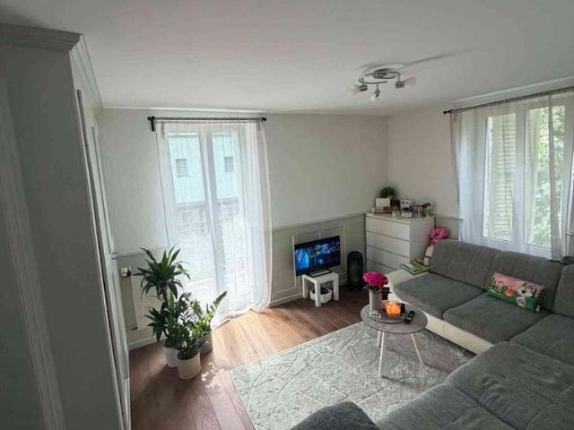 3.5 Zimmer, 80 m², 1. Stock