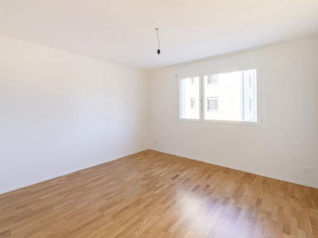 3.5 Zimmer, 80 m², 1. Stock
