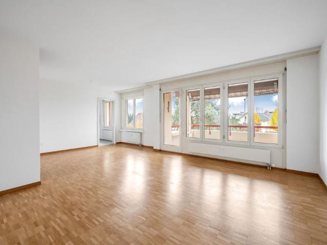 3.5 Zimmer, 80 m², 1. Stock