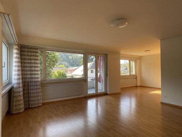 3.5 Zimmer, 80 m², 1. Stock