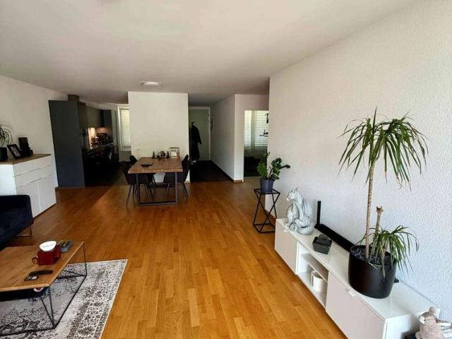 3.5 Zimmer, 80 m², 1. Stock