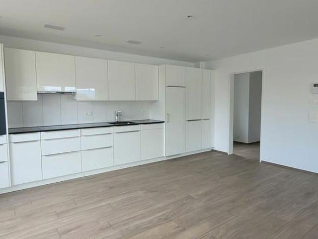 3.5 Zimmer, 80 m², 1. Stock