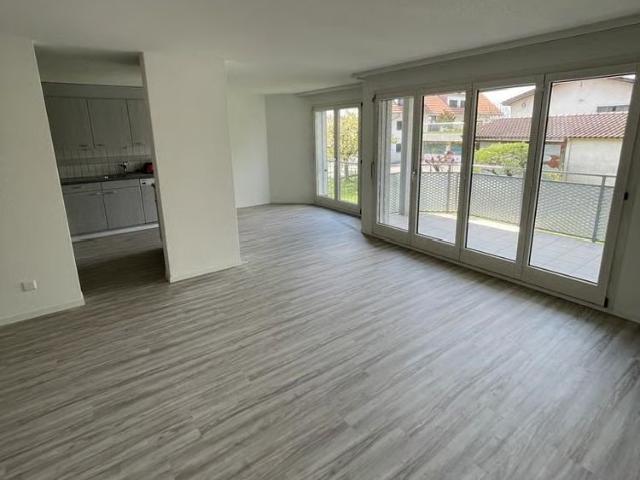 3.5 Zimmer, 80 m², 1. Stock