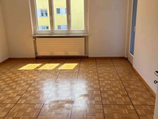 3.5 Zimmer, 80 m², 2. Stock