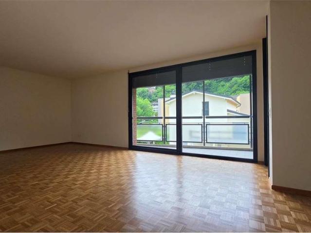 3.5 Zimmer, 80 m², EG