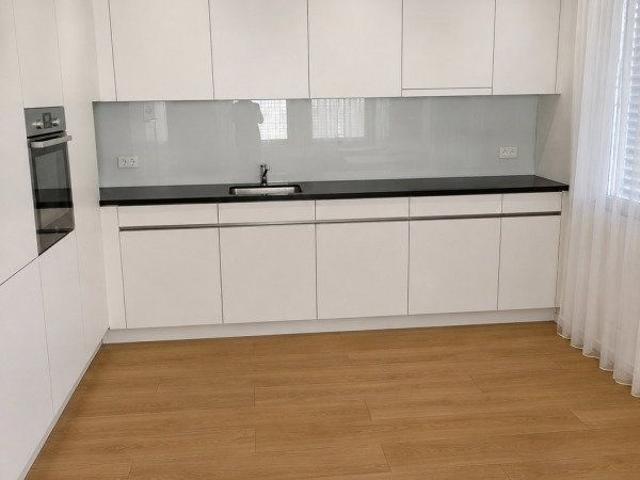 3.5 Zimmer, 81 m², 1. Stock