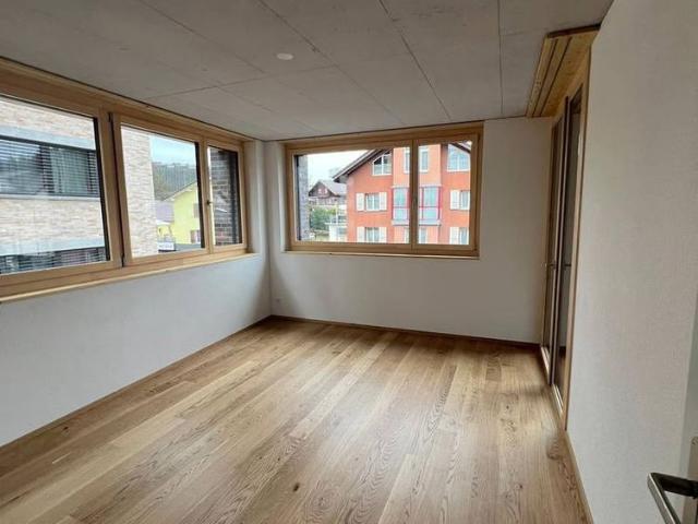 3.5 Zimmer, 81 m², 2. Stock