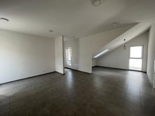 3.5 Zimmer, 81 m², 2. Stock
