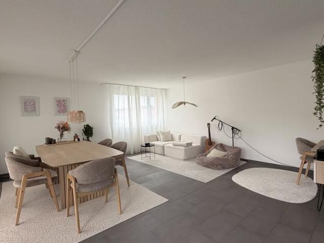 3.5 Zimmer, 81 m², 2. Stock