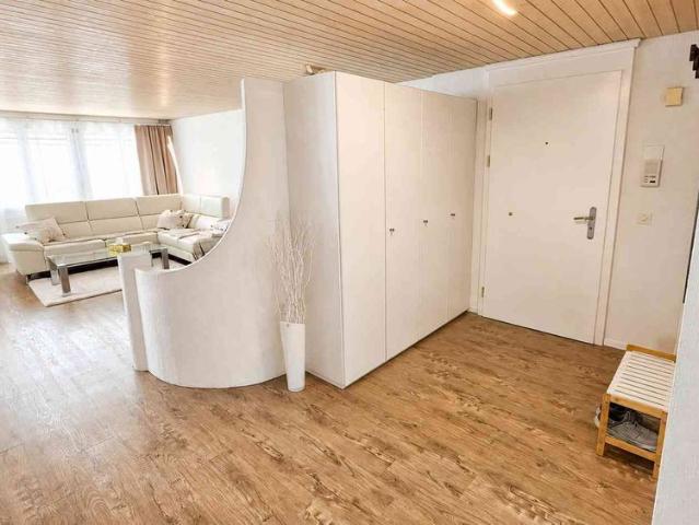 3.5 Zimmer, 81 m², 8. Stock