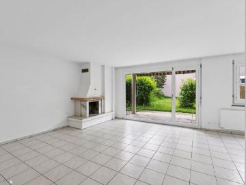 3.5 Zimmer, 81 m², EG