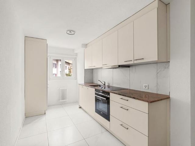 3.5 Zimmer, 81 m², EG
