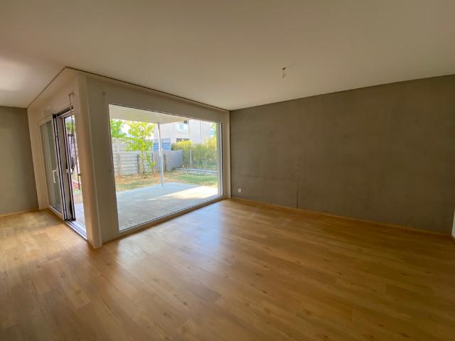 3.5 Zimmer, 81 m², EG