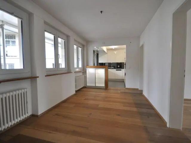 3.5 Zimmer, 81 m², EG