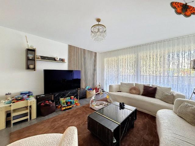 3.5 Zimmer, 81 m², EG