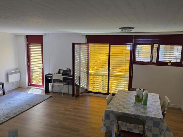 3.5 Zimmer, 82 m², 1. Stock