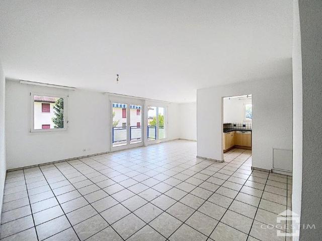 3.5 Zimmer, 82 m², EG