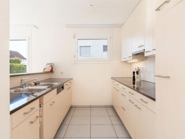 3.5 Zimmer, 82 m², EG