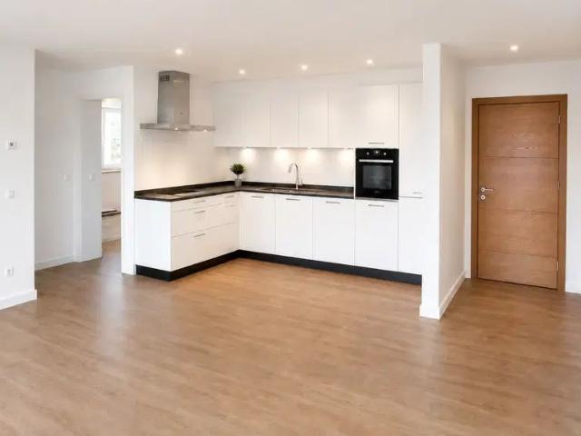 3.5 Zimmer, 83 m², 1. Stock