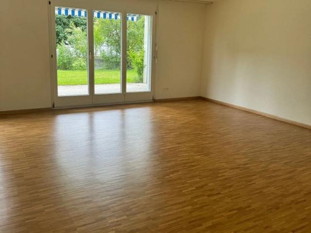 3.5 Zimmer, 83 m², EG