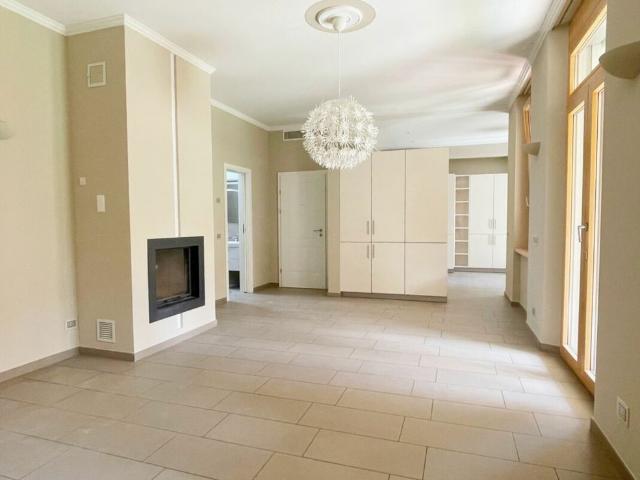 3.5 Zimmer, 83 m², EG