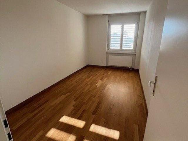 3.5 Zimmer, 83 m², EG
