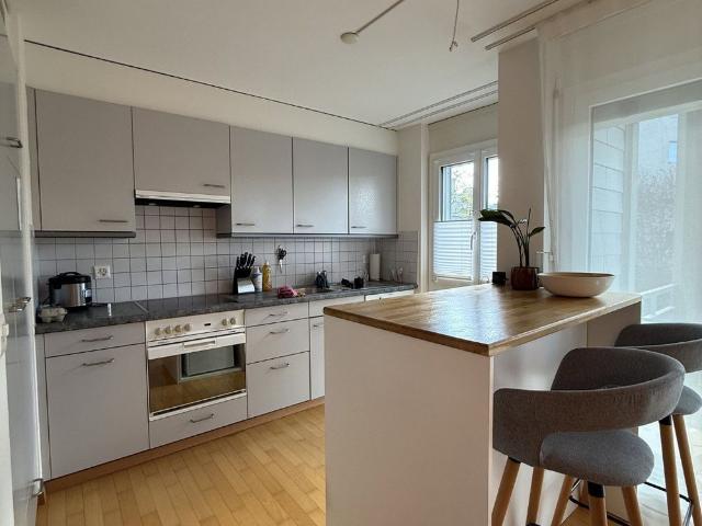 3.5 Zimmer, 94 m², 1. Stock