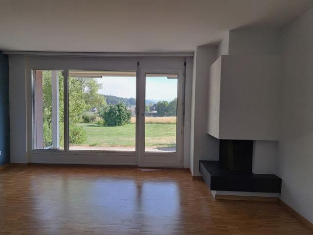 3.5 Zimmer, 94 m², EG