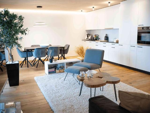 3.5 Zimmer, 95 m², 1. Stock