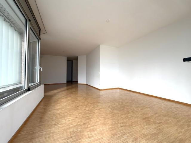3.5 Zimmer, 95 m², 2. Stock