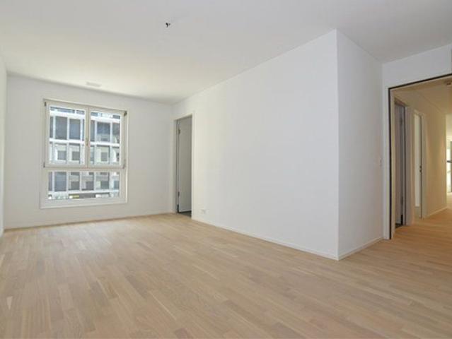 3.5 Zimmer, 95 m², 2. Stock