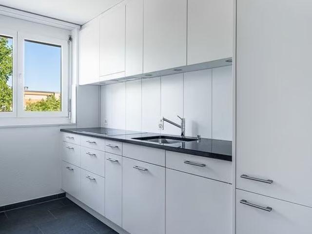 3.5 Zimmer, 95 m², 2. Stock