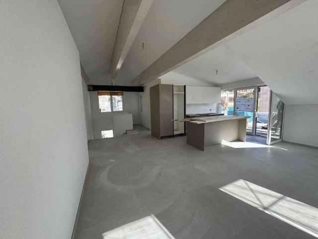 3.5 Zimmer, 95 m², 2. Stock