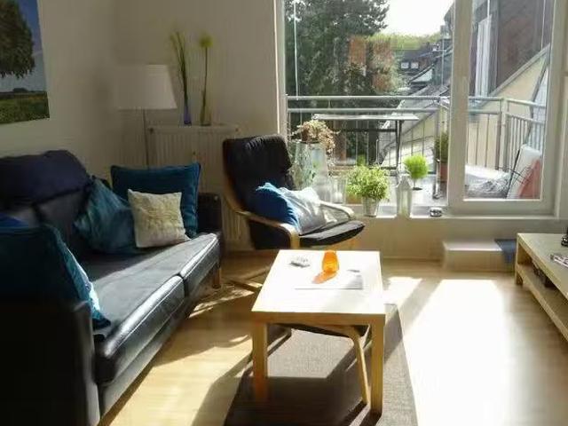 3,5 Zimmer 95 m² 800 € Kaltmiete Wohnungen in Erlangen