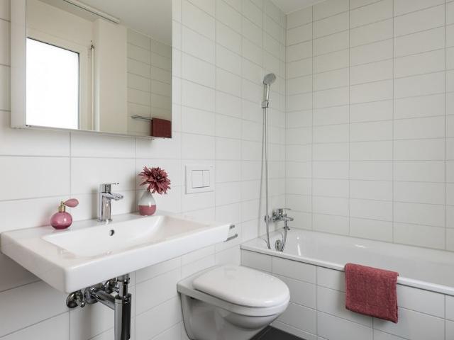 3.5 Zimmer, 96 m², EG
