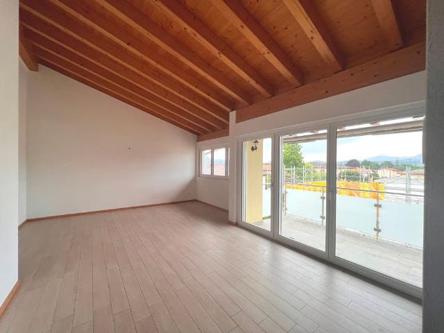 3.5 Zimmer, 97 m², 3. Stock
