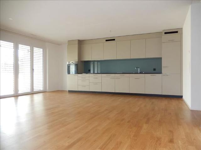 3.5 Zimmer, 97 m², 2. Stock