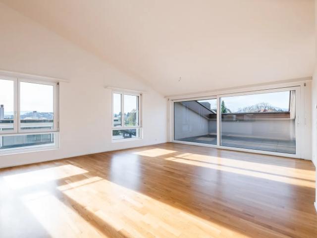 3.5 Zimmer, 98 m², 4. Stock