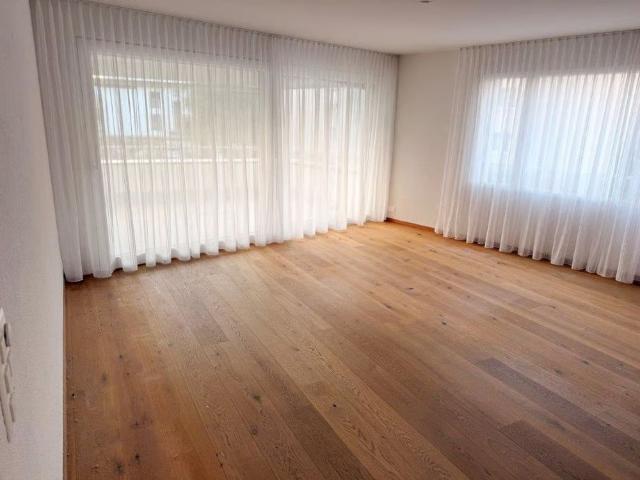 3.5 Zimmer, 99 m², 1. Stock