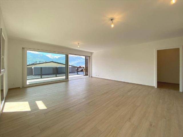 3.5 Zimmer, 90 m², 1. Stock