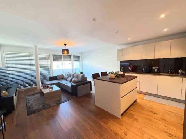 3.5 Zimmer, 90 m², 1. Stock