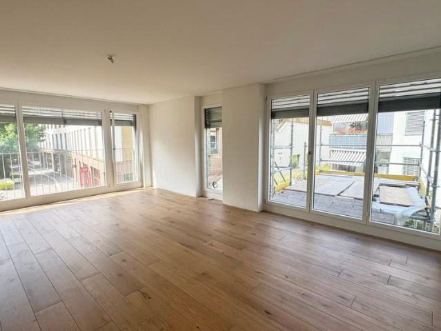 3.5 Zimmer, 90 m², 1. Stock