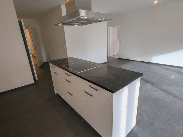 3.5 Zimmer, 90 m², 1. Stock