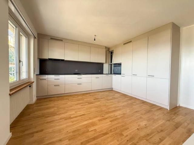 3.5 Zimmer, 90 m², 1. Stock
