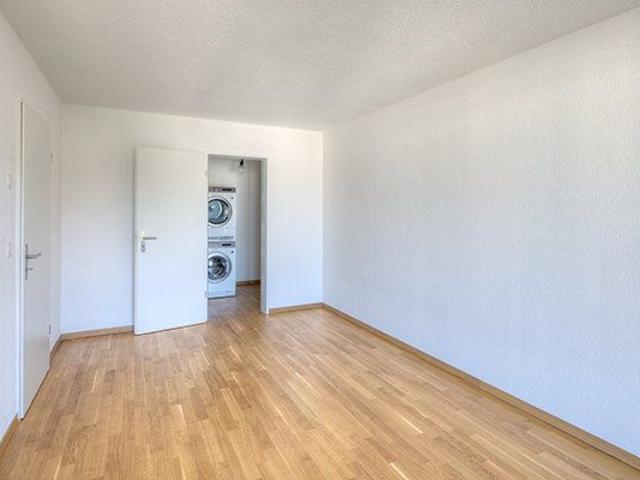 3.5 Zimmer, 90 m², 1. Stock