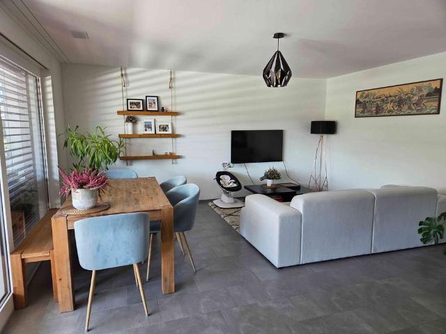 3.5 Zimmer, 90 m², 1. Stock