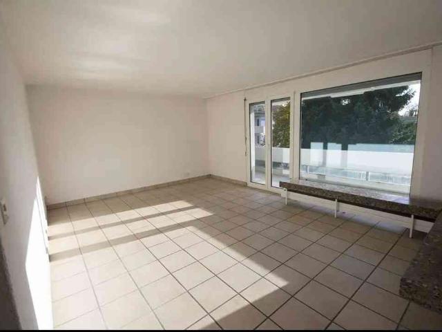3.5 Zimmer, 90 m², 1. Stock